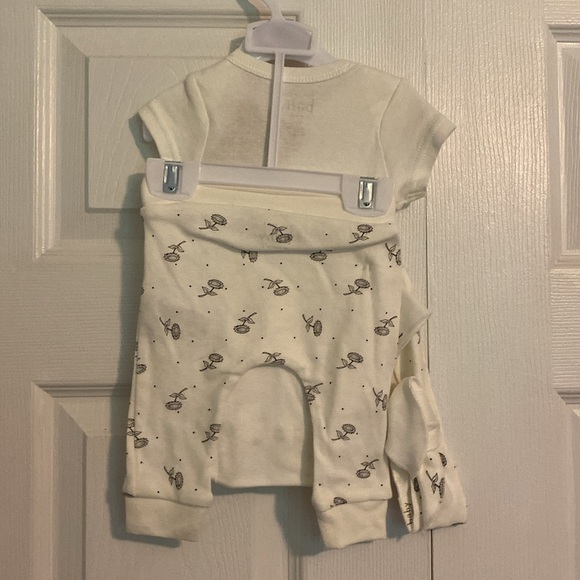 Rae Dunn Matching Set - Picture 2 of 2